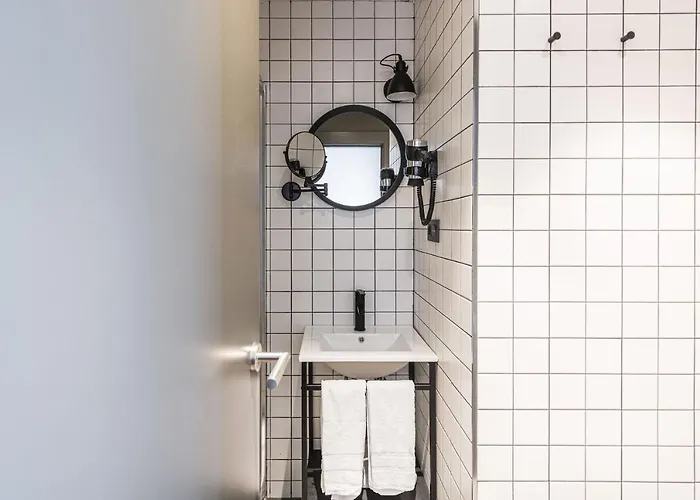 San Mamés By Pillow Pensión Bilbao