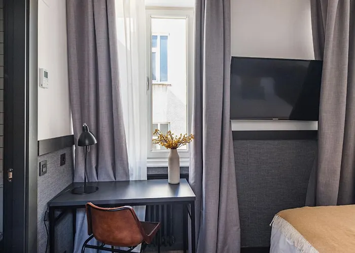 Pensjonat Bypillow San Mames 4*