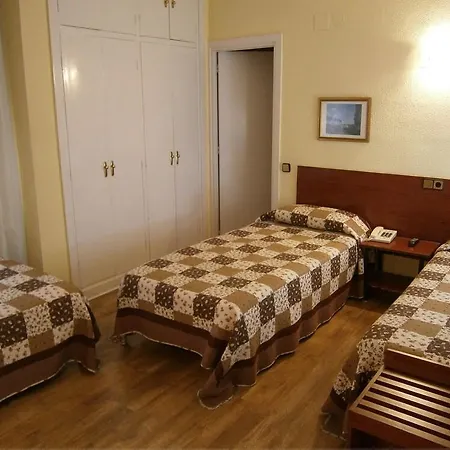 Guest house Bypillow San Mames 2*