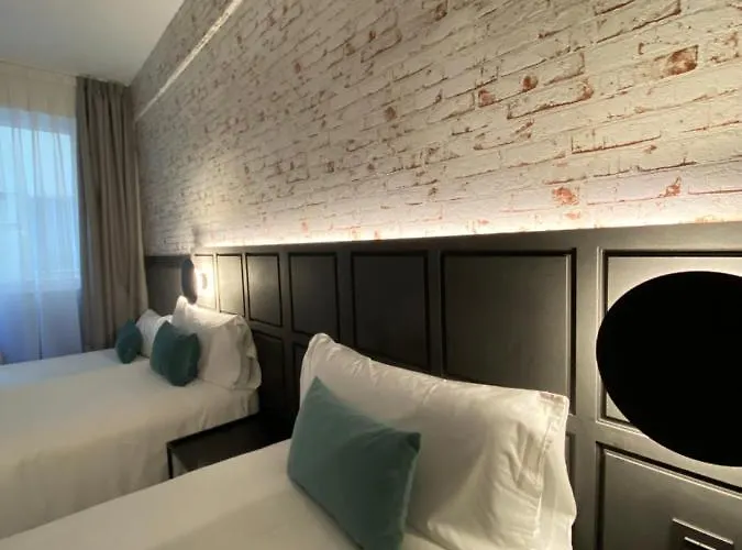 招待所 Bypillow San Mames 4*